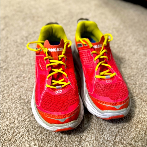 Hoka One One Clifton 1 Road Running Shoes W7 Pink Yellow Coral, - Picture 1 of 16